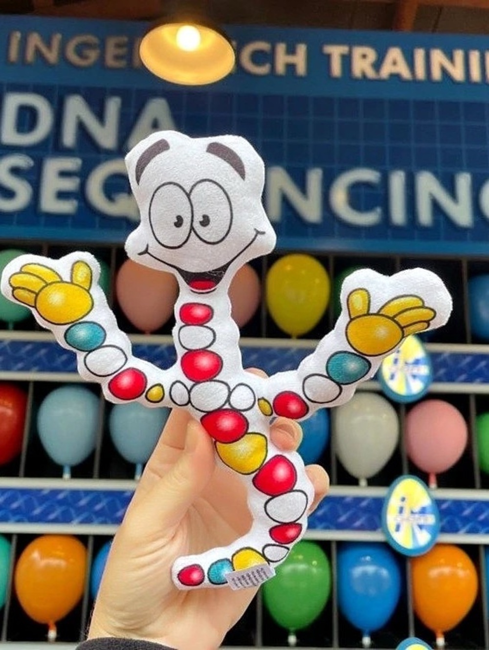 Universal Jurassic World Plush Mr. DNA